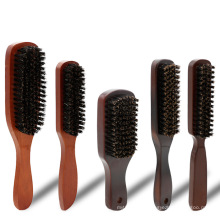 Brosse en poils de barbe en bois avec poils